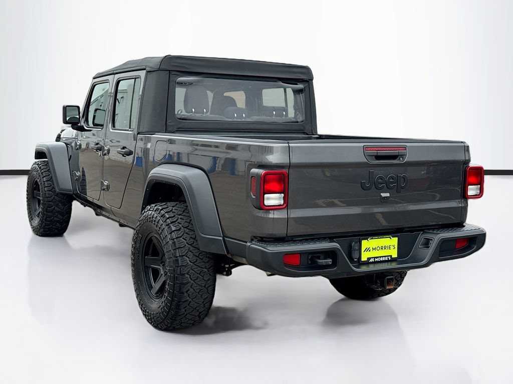 Used 2023 Grey Jeep Sport image 7
