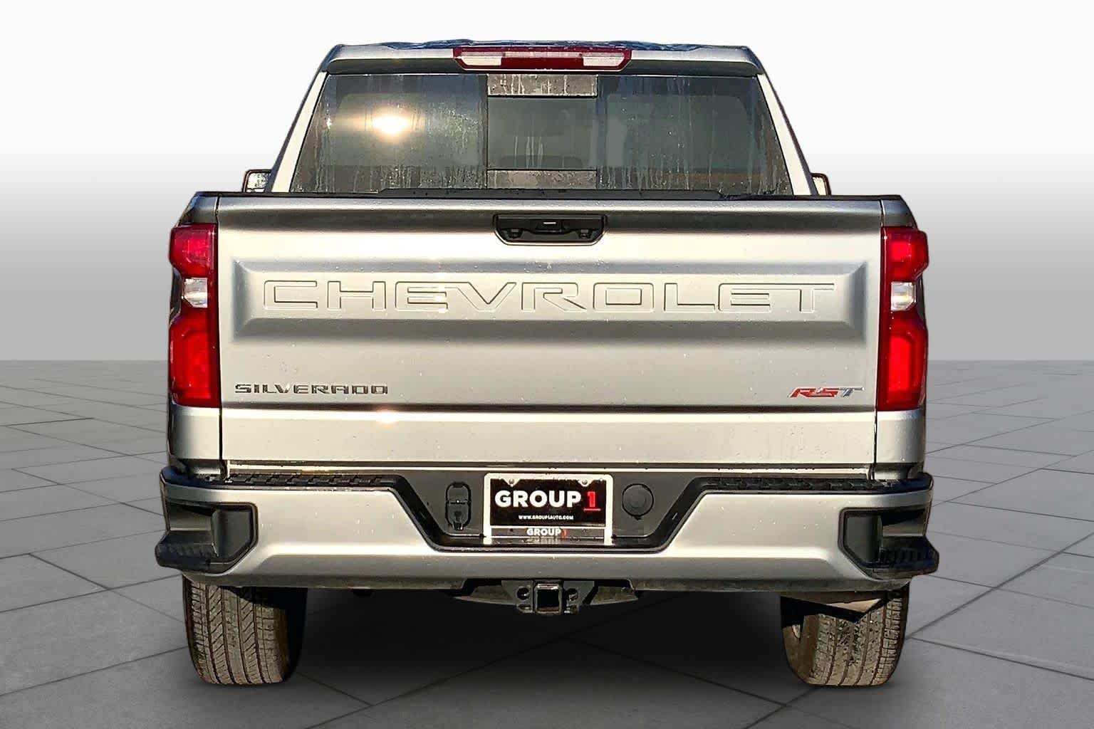 Used 2025 Sterling Gray Metallic Chevrolet RST image 5