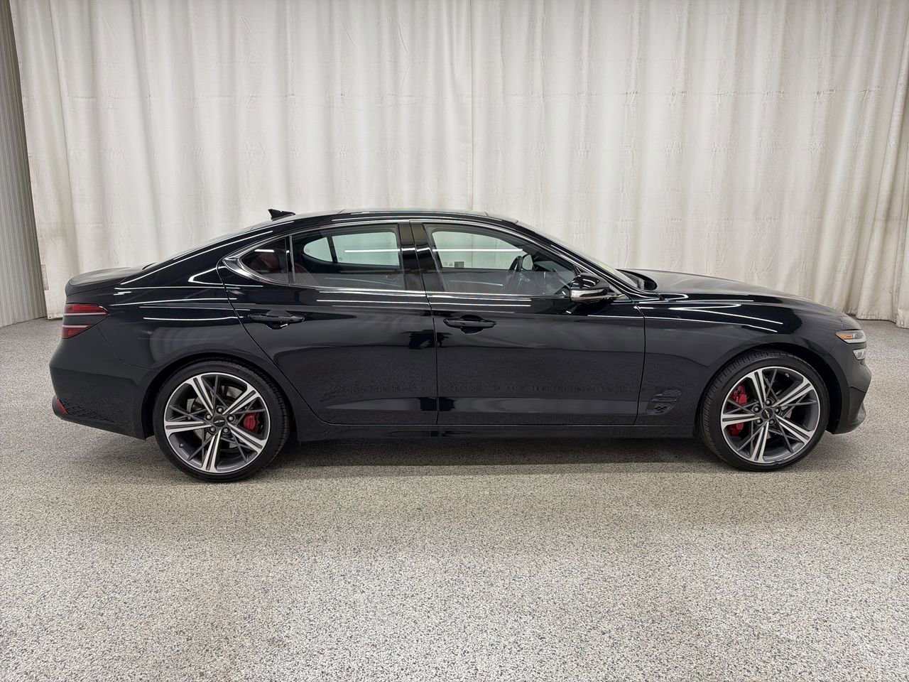 Certified Used 2025 Vik Black Genesis 2.5T AWD SPORT PRESTIGE image 5