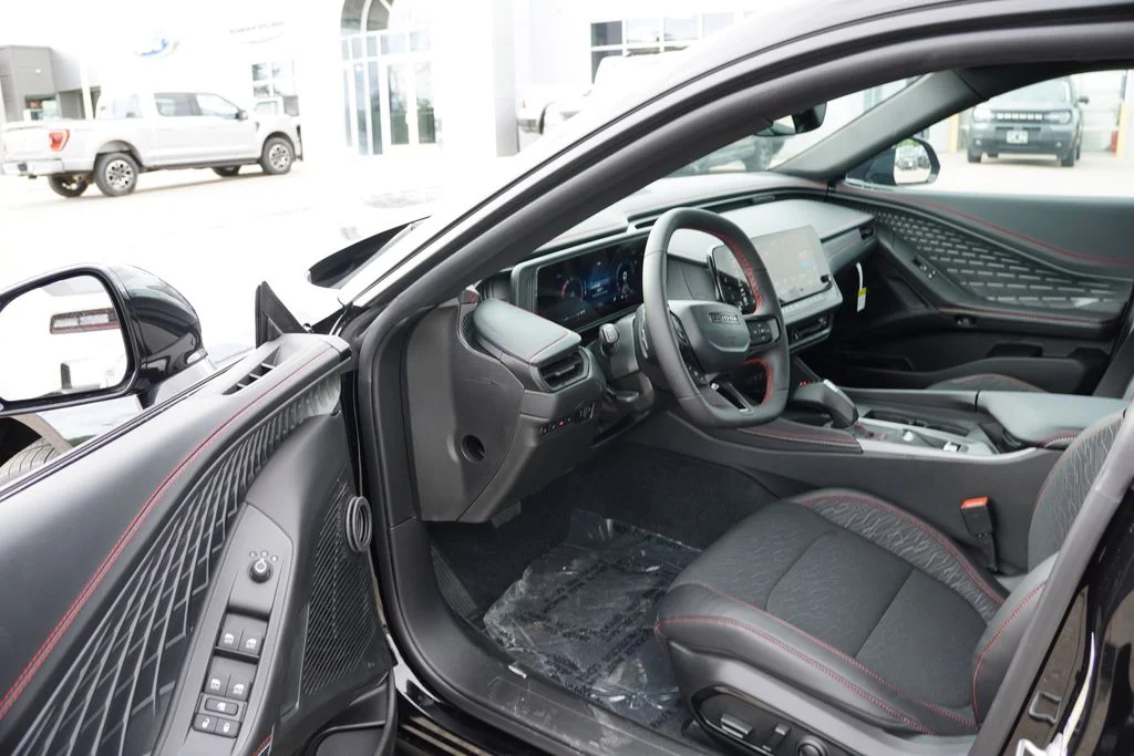 New 2026 Diamond Black Crystal Pearlcoat Dodge R/T image 11