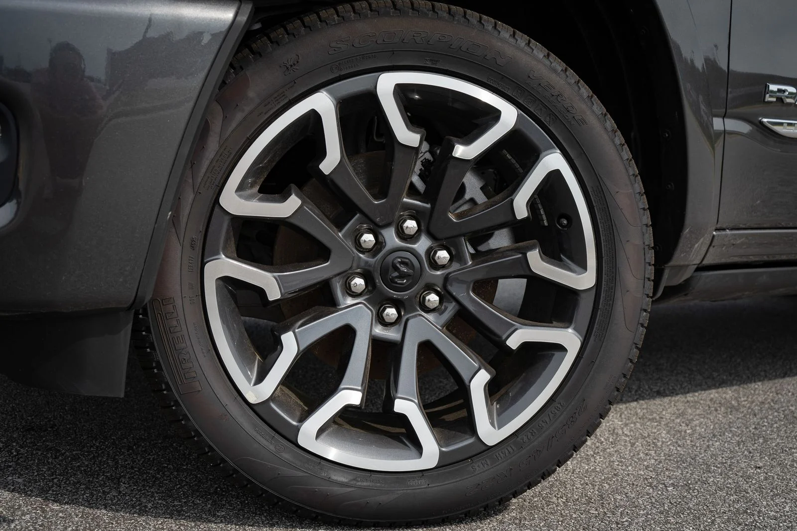 2026 RAM 1500 Limited - Photo 7