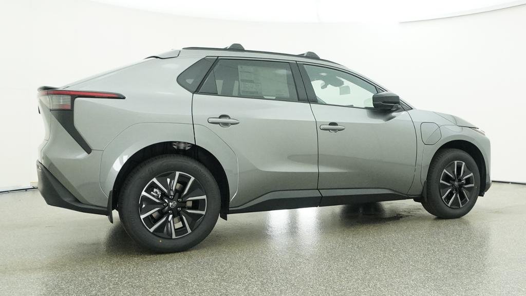 New 2026 Heavy Metal Toyota XLE image 15