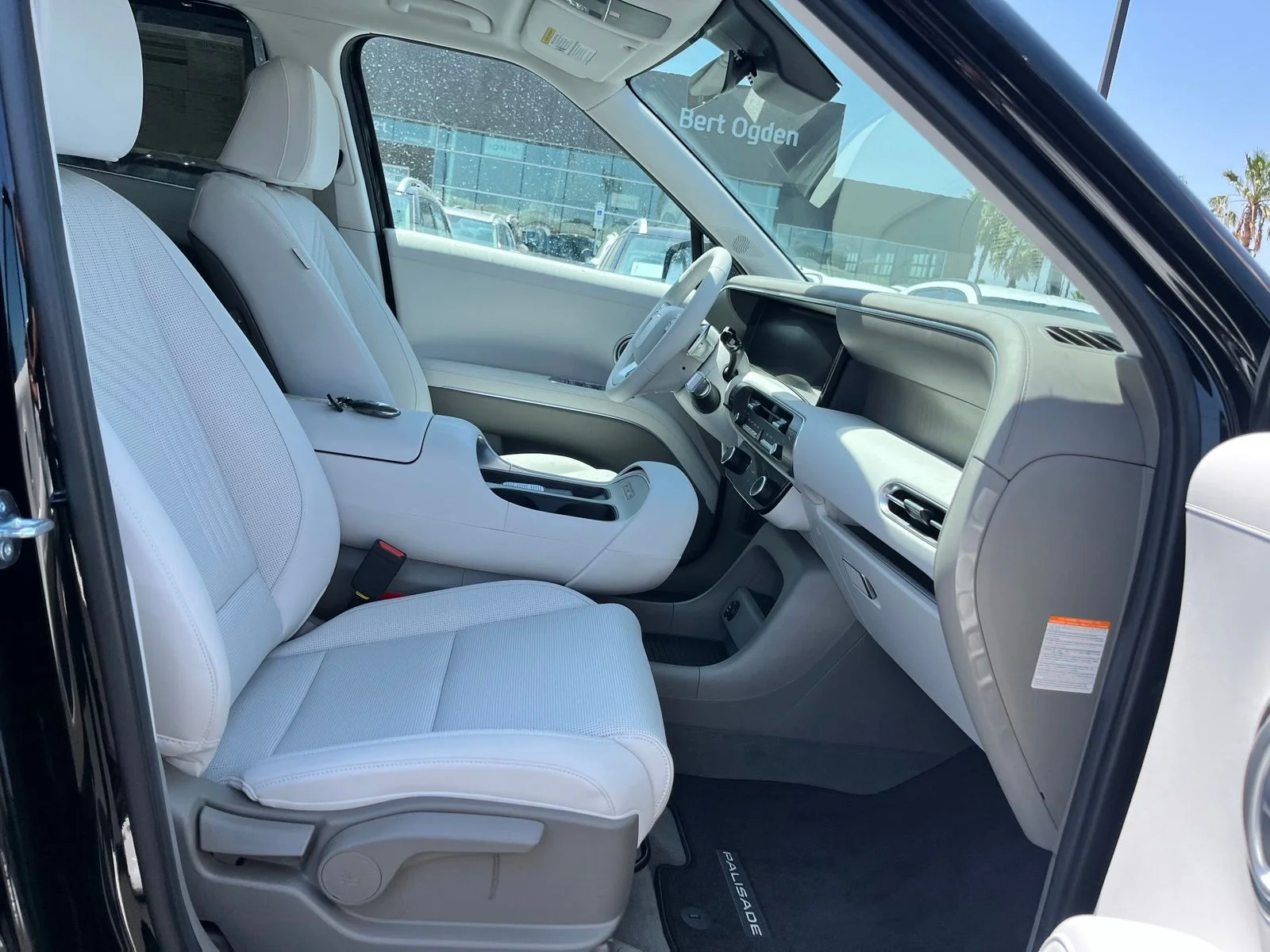 New 2026 Black Hyundai Blue SEL image 22