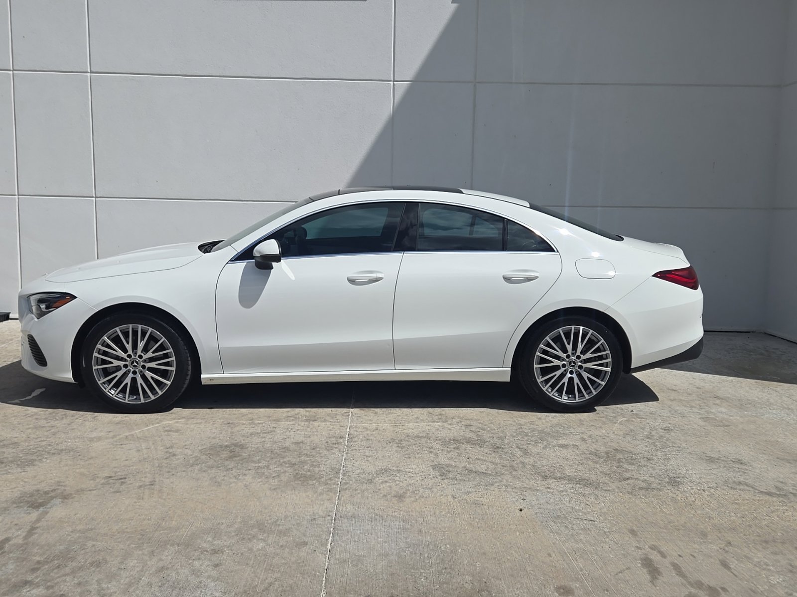 Certified Used 2025 White Mercedes-Benz CLA 250 image 6
