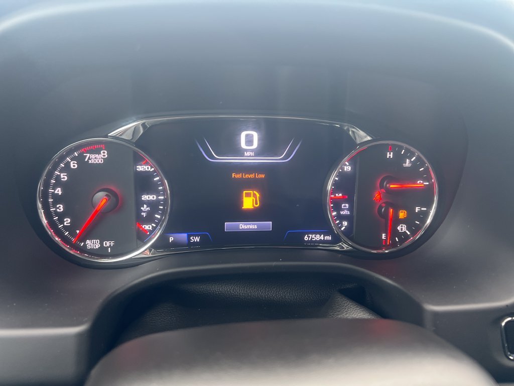 Used 2021 White GMC AT4 image 14