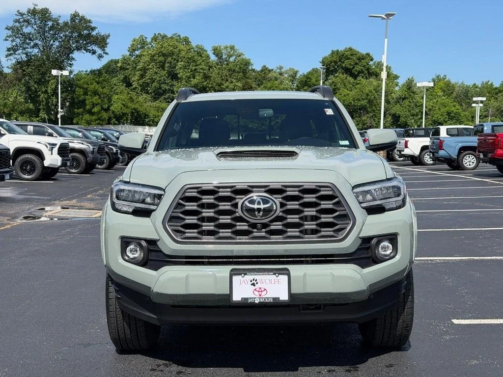 Used 2023  Toyota TRD Sport image 11