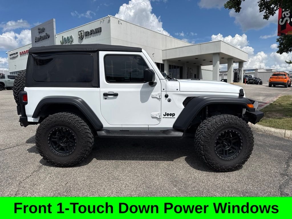 Used 2023 White Jeep Sport S image 8