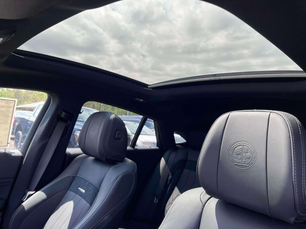 New 2026 Polar White Mercedes-Benz AMG® GLE 53 image 5