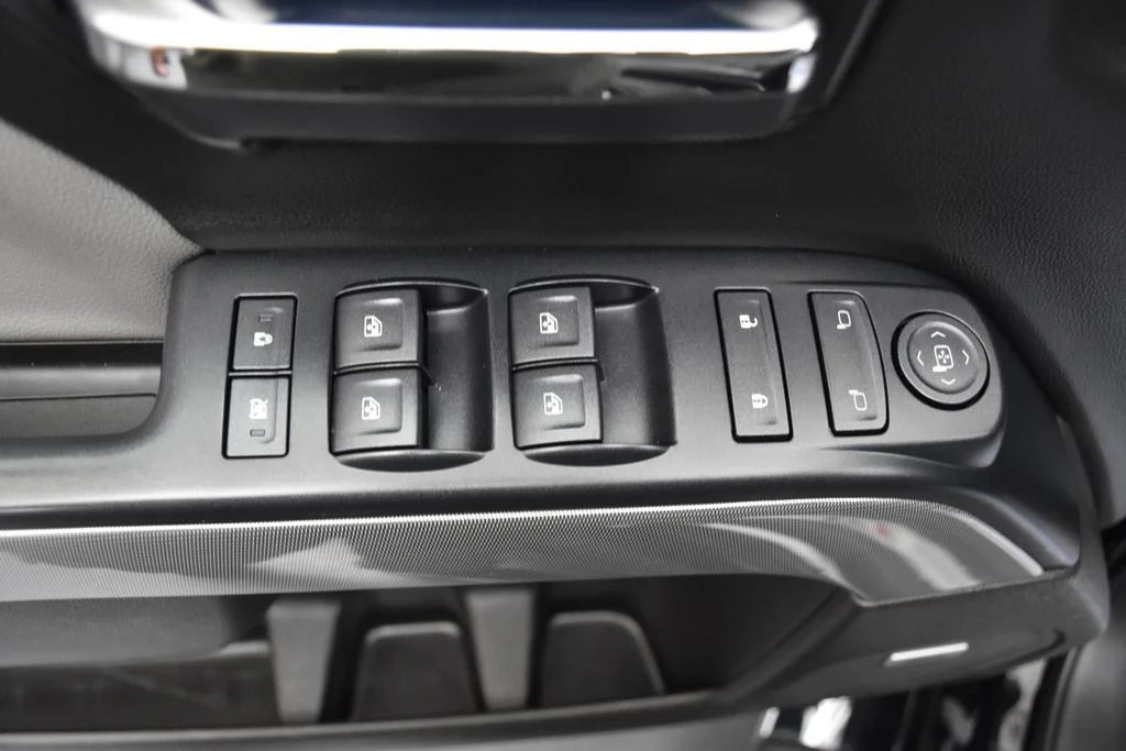 Used 2018 Black Chevrolet LT image 21