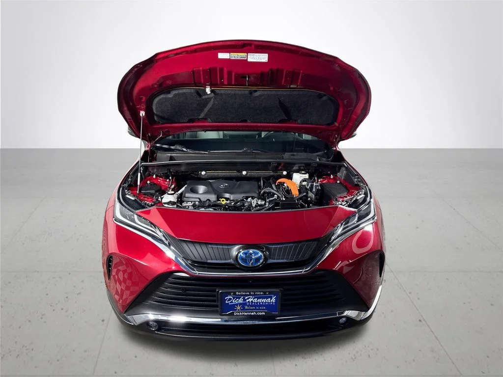 Used 2023 Red Toyota Limited image 22