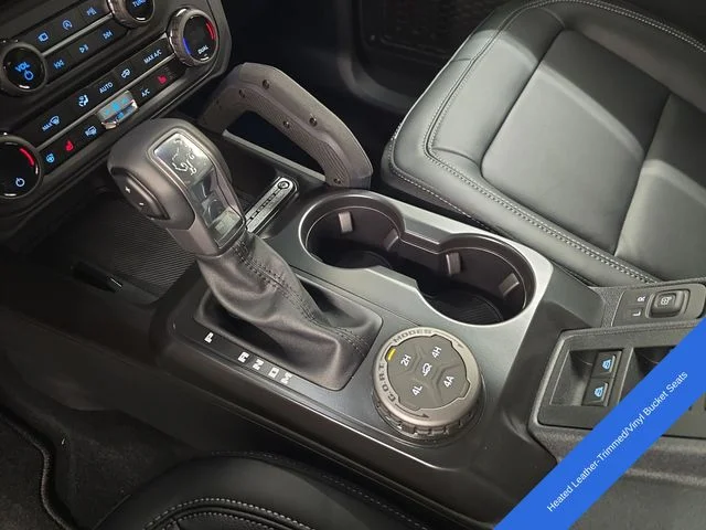 New 2026 Avalanche Gray Ford Outer Banks® image 32