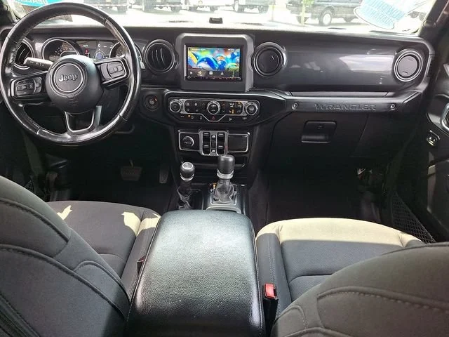 Used 2021 Green Jeep Sport Altitude 4x4 image 10