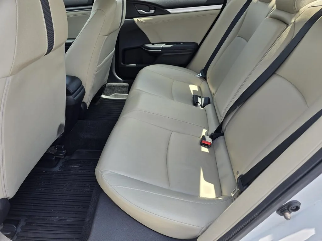 Used 2020 White Honda EX-L image 10