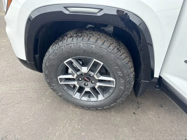 New 2026 Summit White GMC AT4 image 29