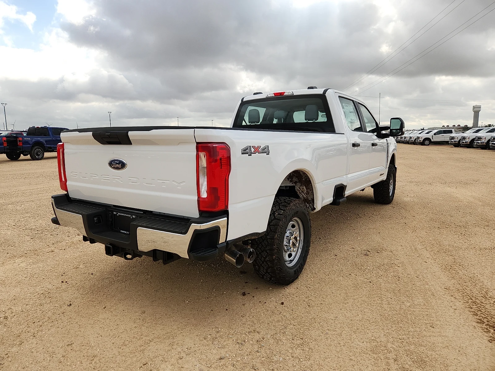 New 2026 Oxford White Ford F-250® XL image 7