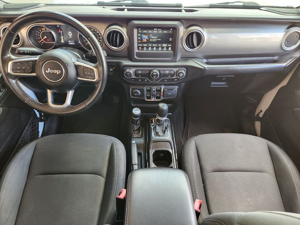 Used 2020 Bright White Clearcoat Jeep Sahara image 28