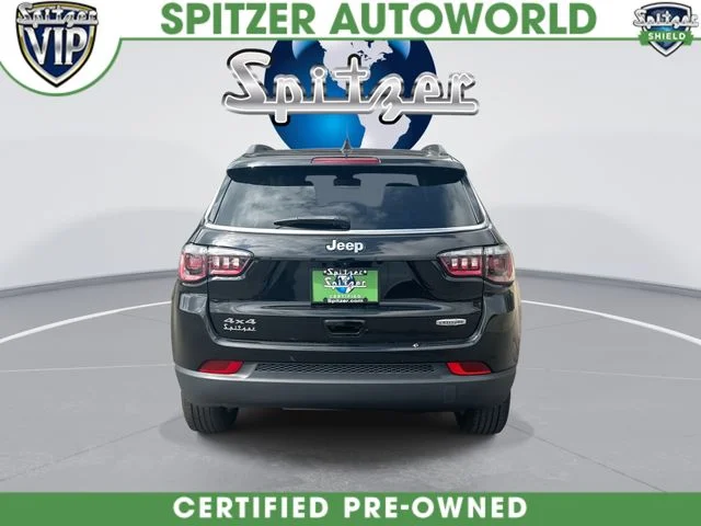 Used 2022 Black Jeep Latitude image 8