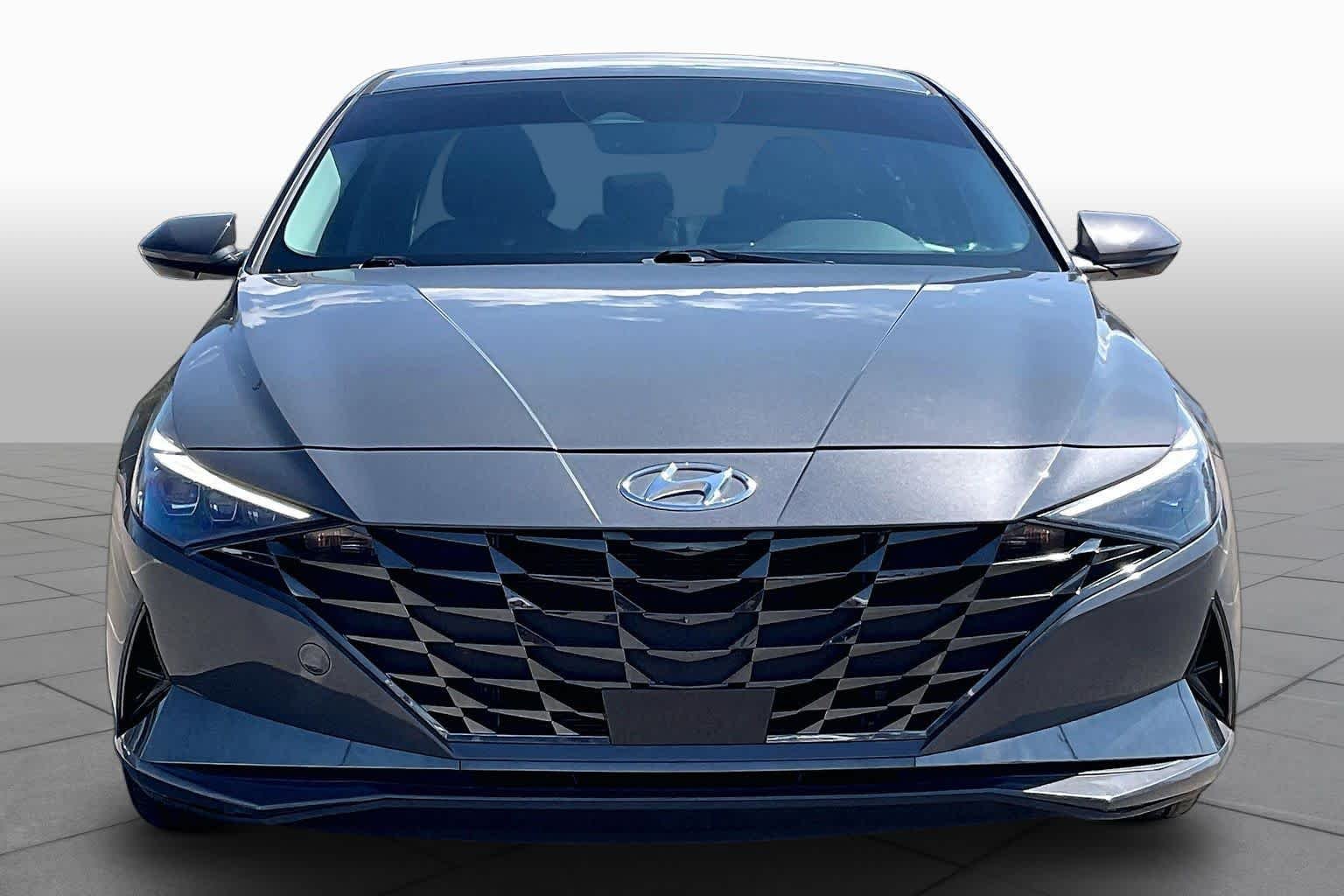 Used 2023 Ecotronic Gray Hyundai Limited image 4
