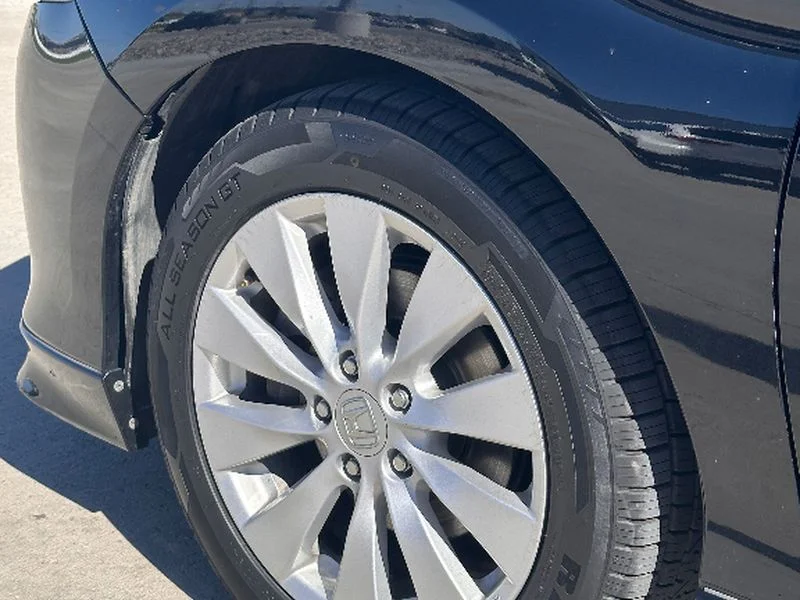 Used 2015  Honda EX image 9