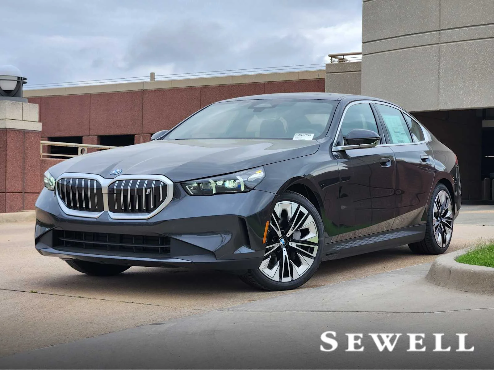 2026 BMW i5 eDrive40 Sedan's photo