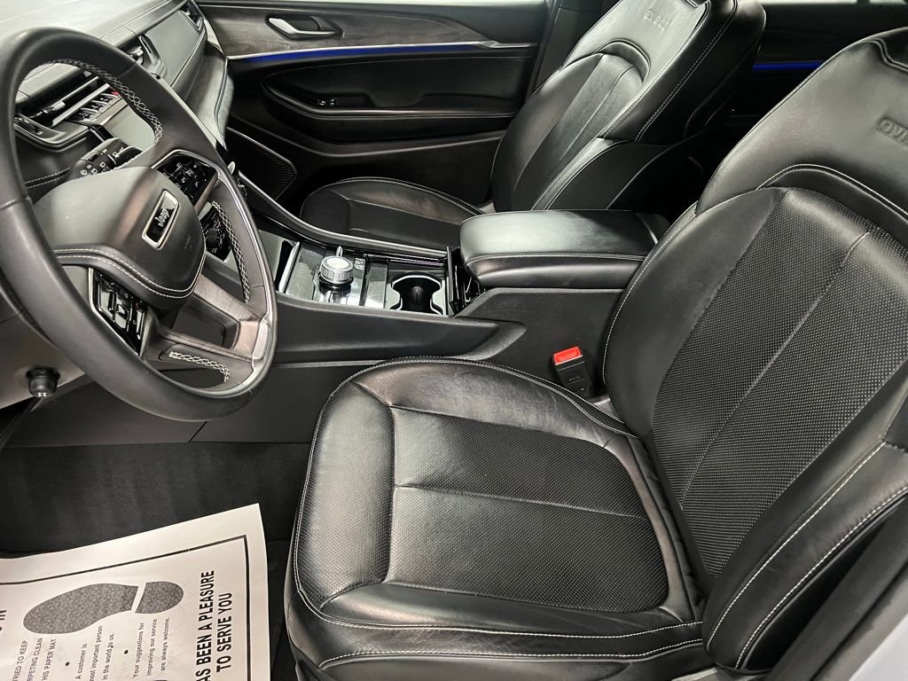 2023 Jeep Grand Cherokee Overland - Photo 25