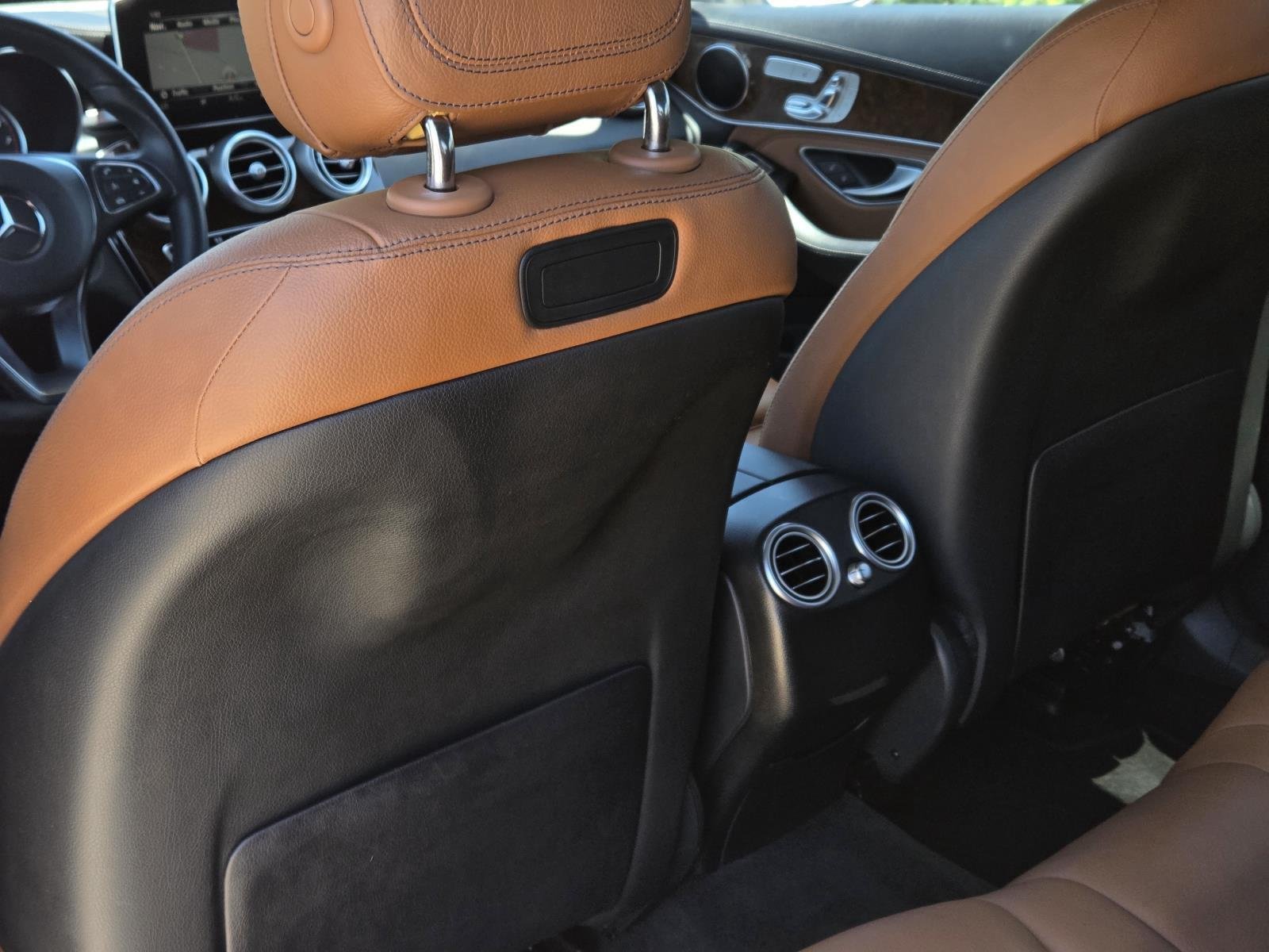 Used 2018 designo Diamond White Metallic Mercedes-Benz GLC 300 image 36