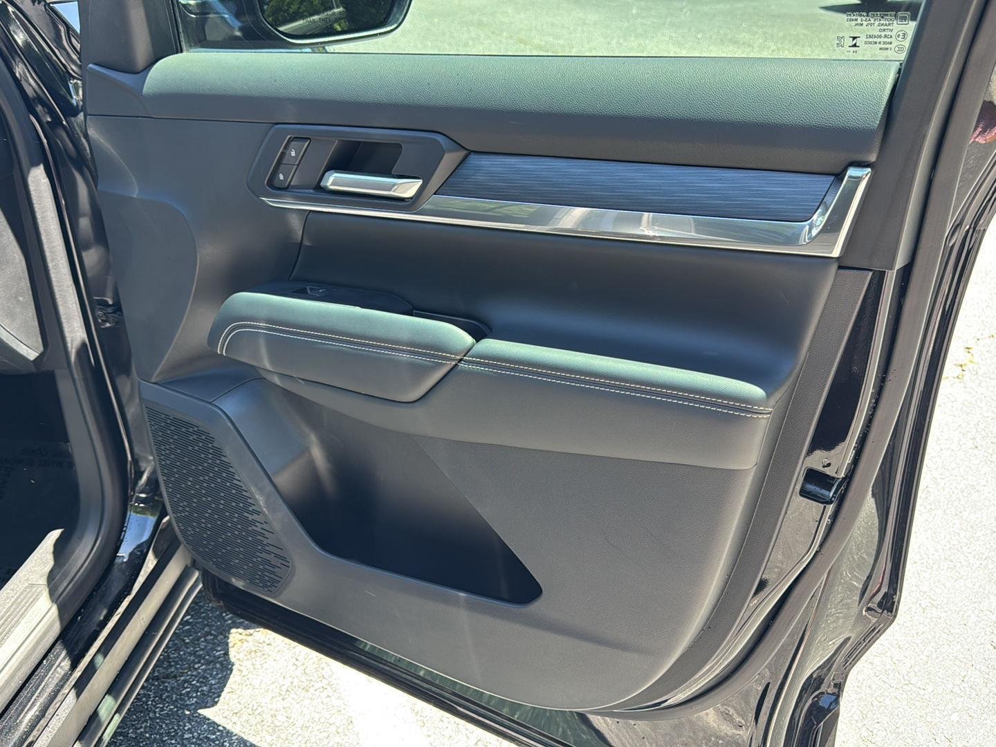 Used 2025 Ebony Twilight Metallic GMC AWD Elevation image 14