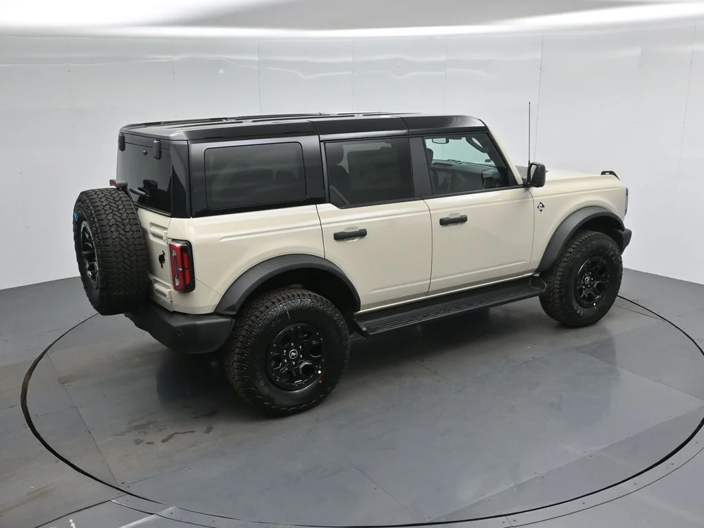 New 2026 Desert Sand Ford Outer Banks image 37