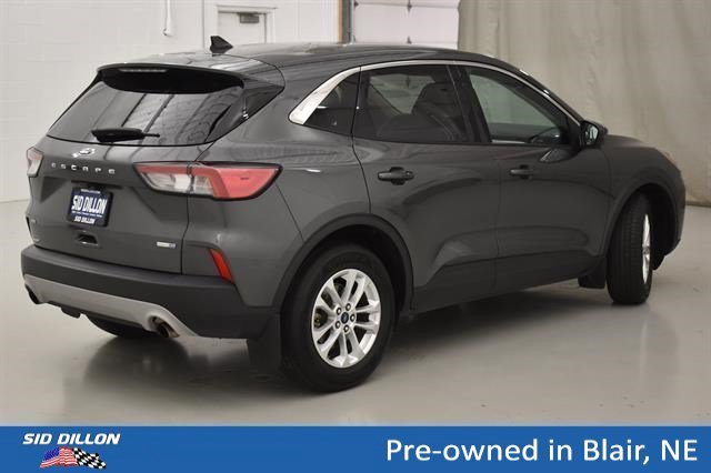 Used 2020 Magnetic Metallic Ford SE image 11