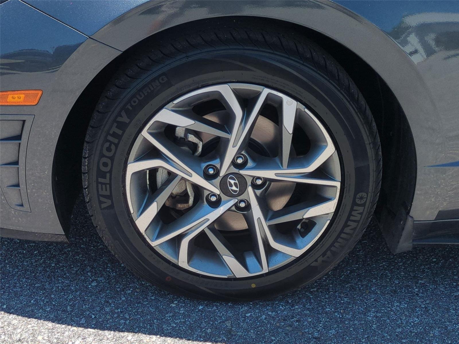 Used 2022 Portofino Gray Hyundai SEL image 10