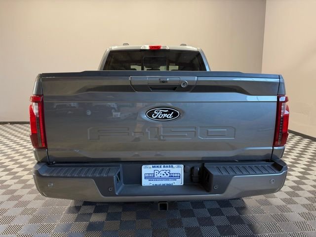 New 2026 Carbonized Gray Metallic Ford XLT image 11