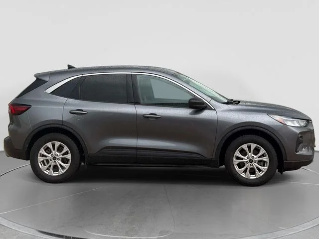 Used 2023 Gray Ford Active image 2