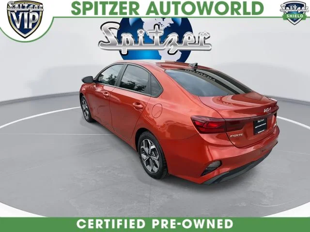 Used 2023 Red Kia LXS image 7