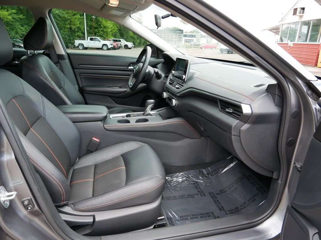 Certified Used 2019 Gray Nissan 2.5 SR image 8