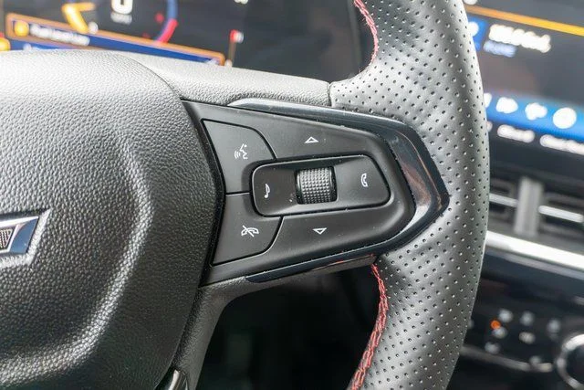 Used 2025 Red Chevrolet 2RS image 26