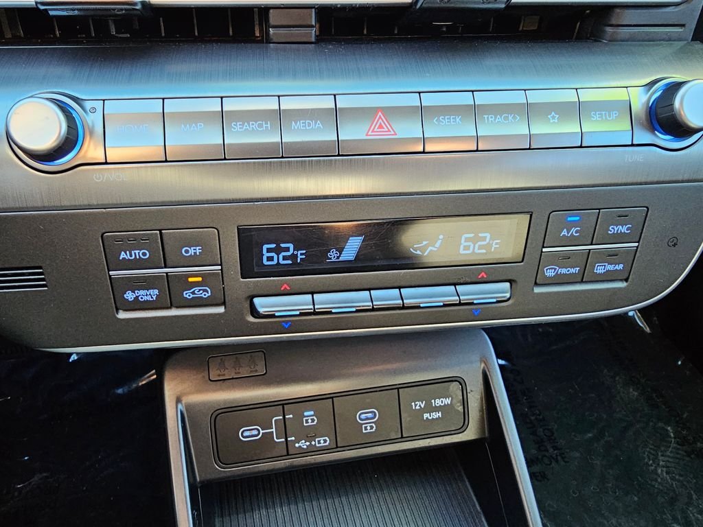 2024 Hyundai Kona EV SEL - Photo 29