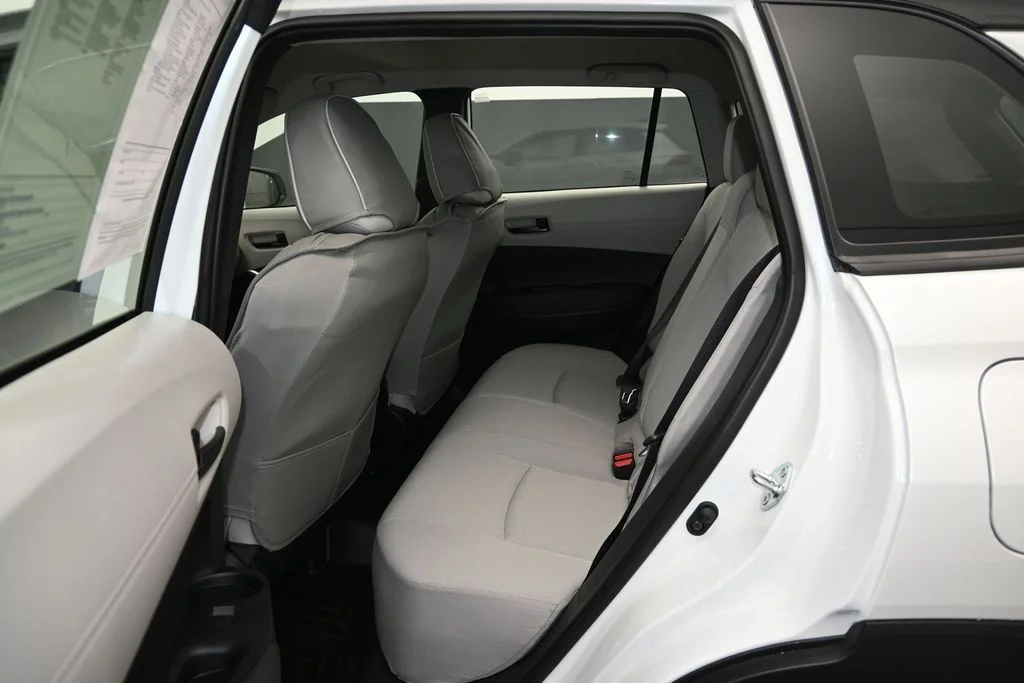 Used 2025 Beige Toyota L image 15