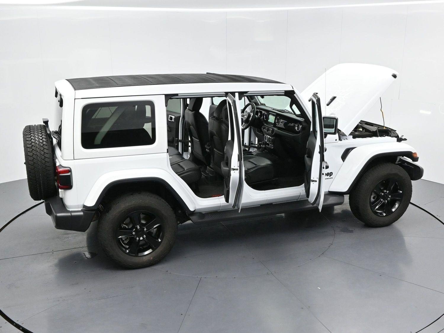 Used 2023 White Jeep Sahara Altitude image 38