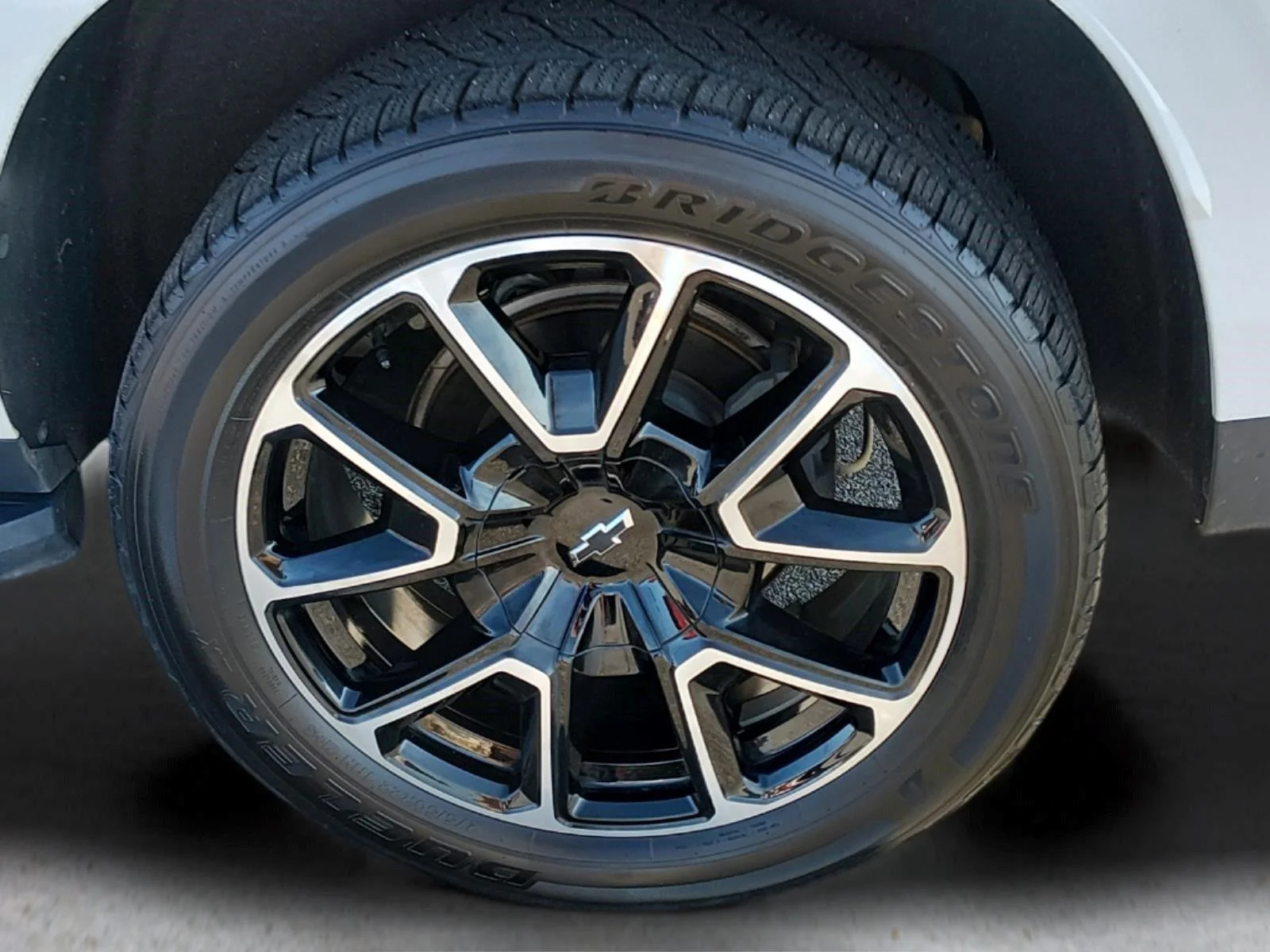 Used 2021 Summit White Chevrolet RST image 12
