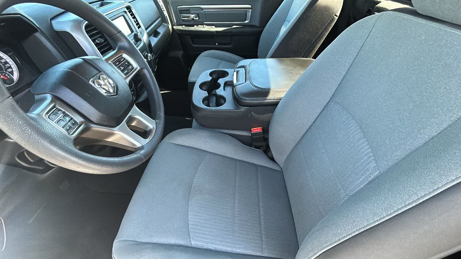 2022 RAM Ram 1500 Classic SLT - Photo 24