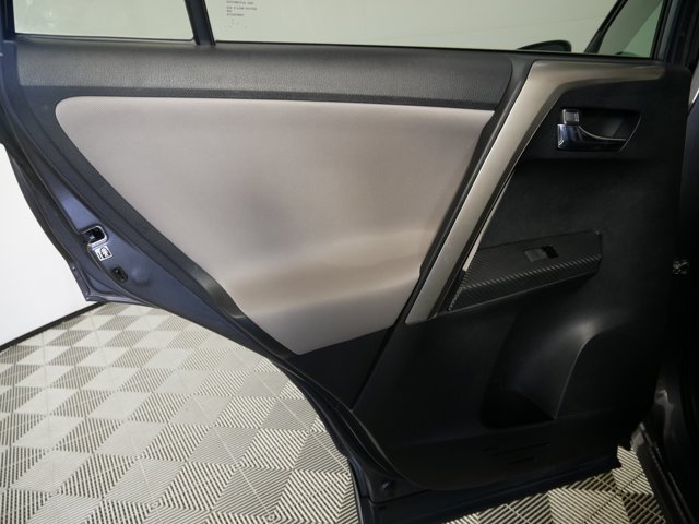 Used 2014 Magnetic Gray Metallic Toyota XLE image 12