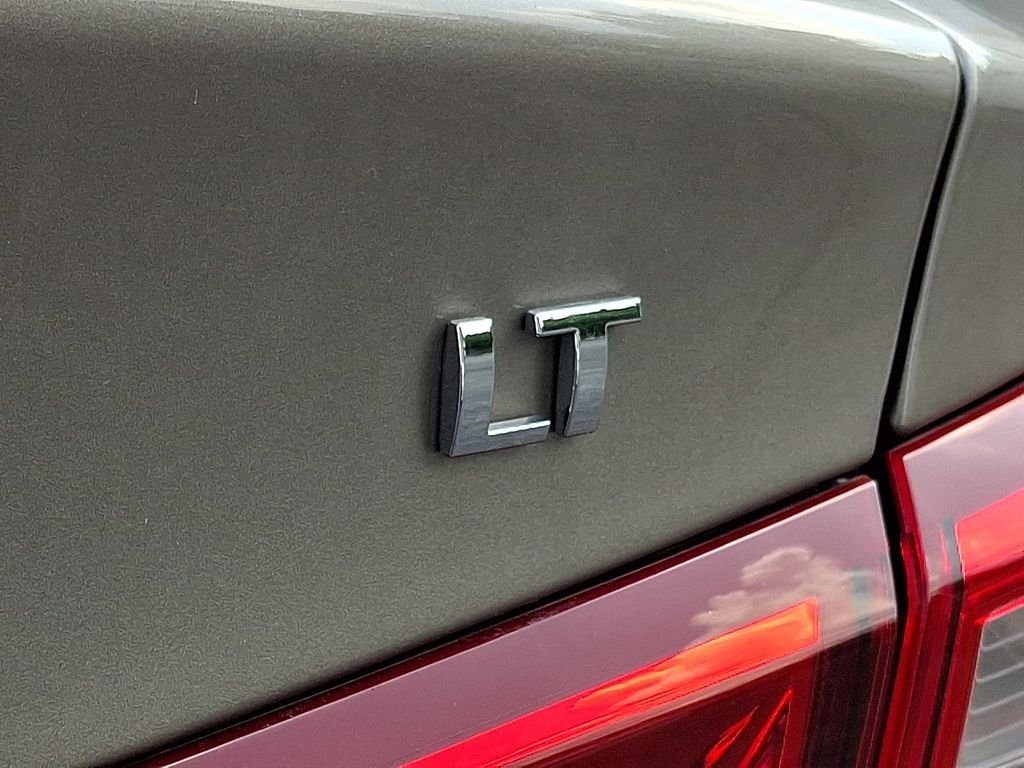 Used 2024 Gray Chevrolet LT image 30