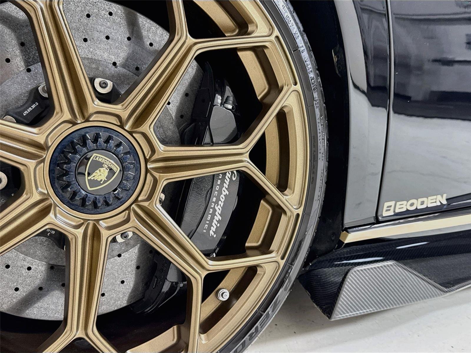 Used 2020 Nero Aldebaran Lamborghini SVJ | Boden Exhaust | Ext Carbon Pkg image 35
