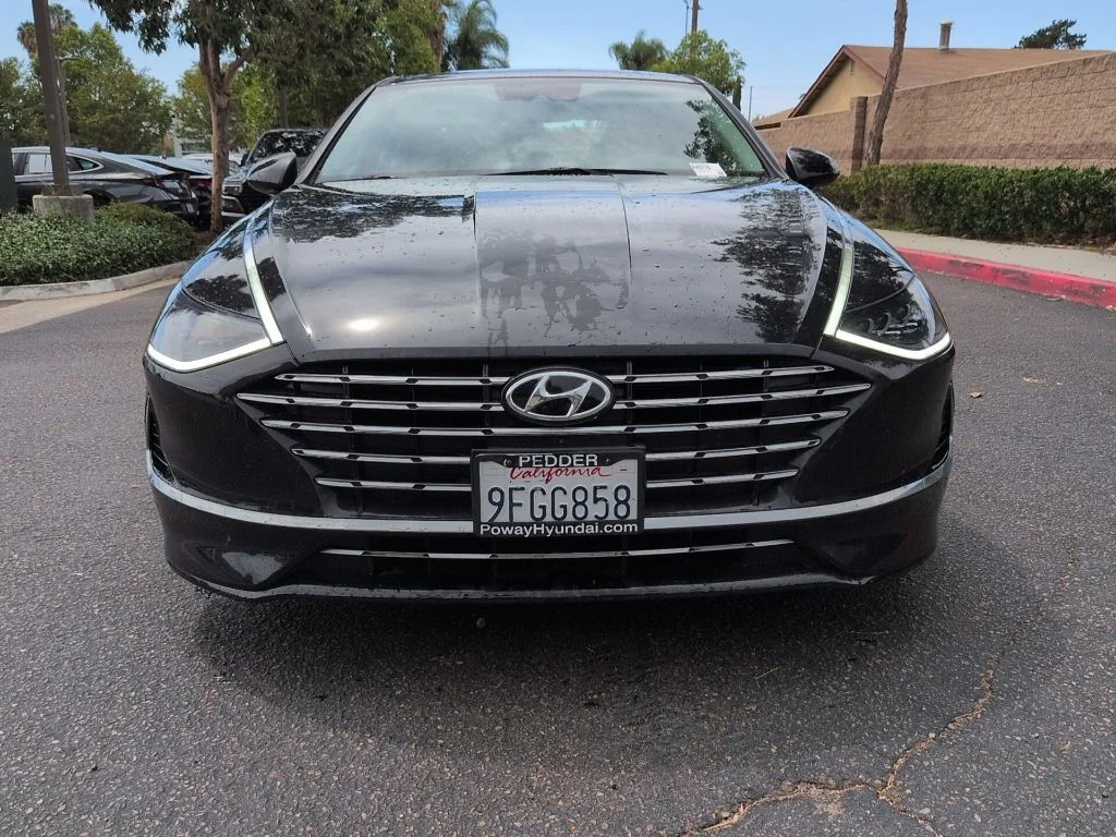 Used 2023 Blue Hyundai SEL image 2