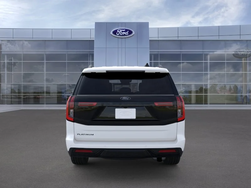 New 2026 Star White Metallic Tri-Coat Ford Platinum image 28