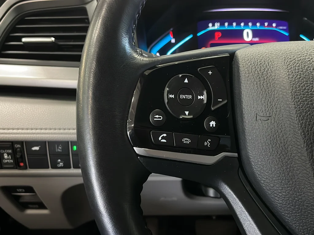 Used 2019 Gray Honda Touring image 17