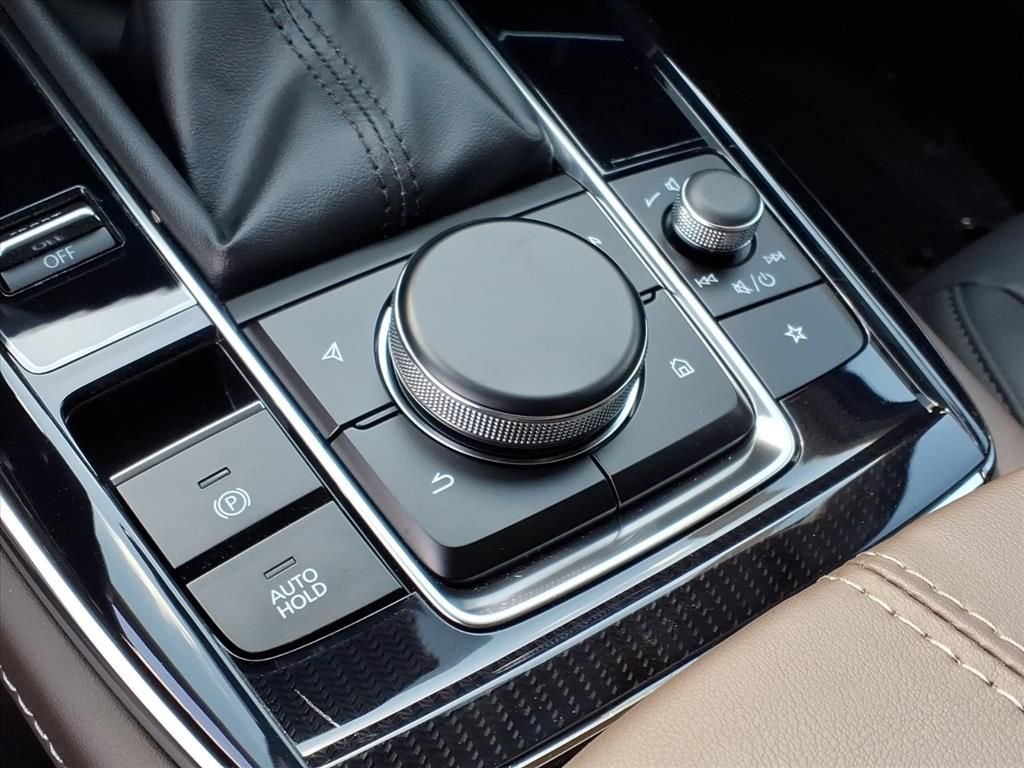 2025 Mazda CX-30 Premium - Photo 23