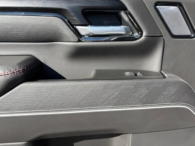 New 2026 Summit White GMC AT4X image 17
