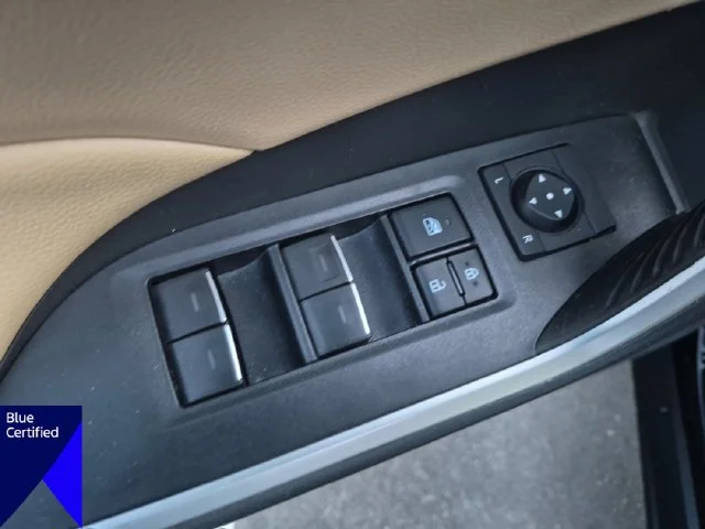 Used 2022 Black Toyota XLE Premium image 13