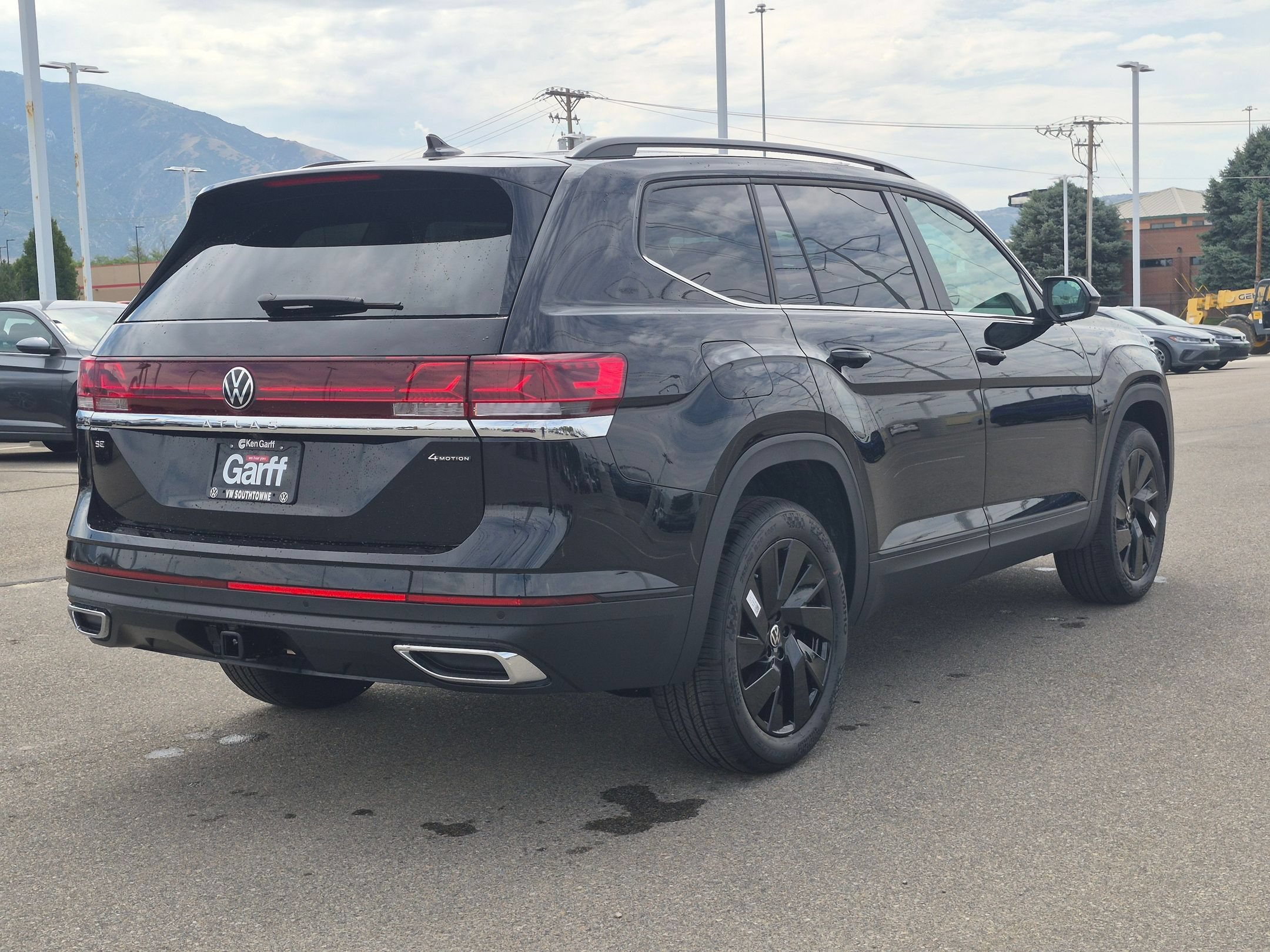 New 2026 Deep Black Pearl Volkswagen 2.0T SE w/Technology image 3